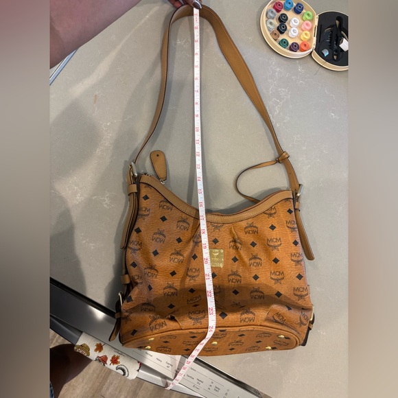 Preloved MCM Cognac hobo bag - Picture 16 of 17